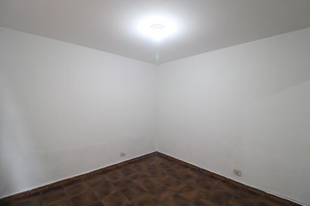 Quarto 1 de casa para alugar com 2 quartos, 48m² em Vila Marari, São Paulo