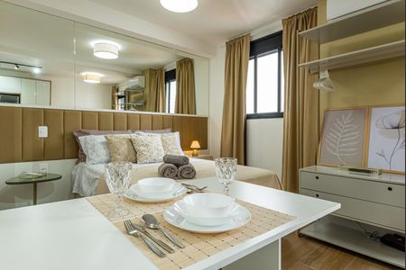 Sala / Quarto de apartamento para alugar com 1 quarto, 27m² em Vila Olímpia, São Paulo