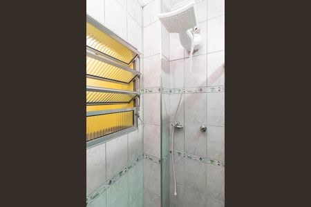 Casa à venda com 145m², 3 quartos e 1 vaga Casa à venda com 145m², 3 quartos e 1 vagaBanheiro 2