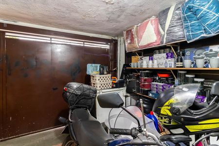 Casa à venda com 145m², 3 quartos e 1 vaga Casa à venda com 145m², 3 quartos e 1 vagaGaragem