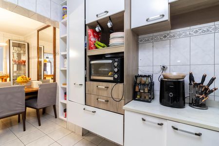 Casa à venda com 145m², 3 quartos e 1 vaga Casa à venda com 145m², 3 quartos e 1 vagaCozinha