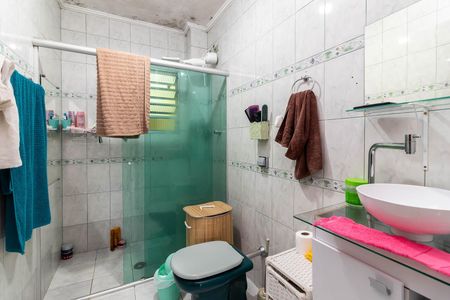 Casa à venda com 145m², 3 quartos e 1 vaga Casa à venda com 145m², 3 quartos e 1 vagaBanheiro 2