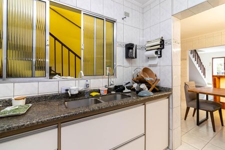 Casa à venda com 145m², 3 quartos e 1 vaga Casa à venda com 145m², 3 quartos e 1 vagaCozinha
