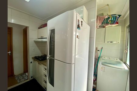 Apartamento à venda com 52m², 2 quartos e 1 vaga Apartamento à venda com 52m², 2 quartos e 1 vagaCozinha