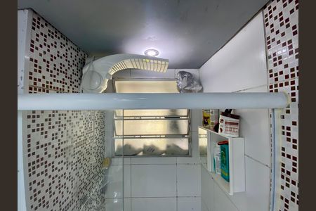 Apartamento à venda com 52m², 2 quartos e 1 vaga Apartamento à venda com 52m², 2 quartos e 1 vagaBanheiro