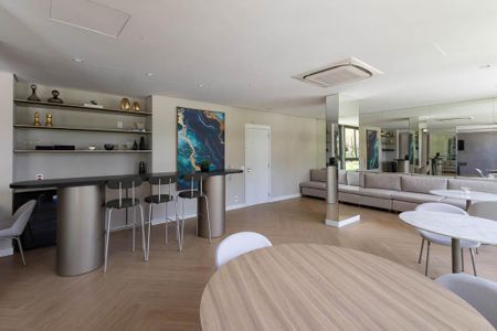 Apartamento para alugar com 129m², 3 quartos e 2 vagas Apartamento para alugar com 129m², 3 quartos e 2 vagasÁrea comum - Salão de festas