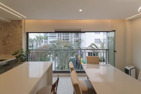 Apartamento para alugar com 129m², 3 quartos e 2 vagas Apartamento para alugar com 129m², 3 quartos e 2 vagasSala