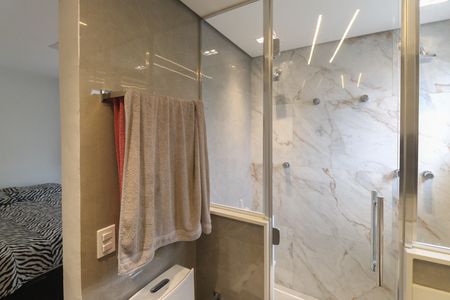 Apartamento para alugar com 129m², 3 quartos e 2 vagas Apartamento para alugar com 129m², 3 quartos e 2 vagasBanheiro da Suíte 2