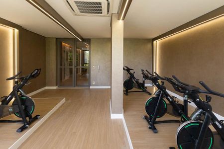 Apartamento para alugar com 129m², 3 quartos e 2 vagas Apartamento para alugar com 129m², 3 quartos e 2 vagasÁrea comum - Academia
