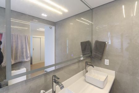 Apartamento para alugar com 129m², 3 quartos e 2 vagas Apartamento para alugar com 129m², 3 quartos e 2 vagasBanheiro da Suíte 2