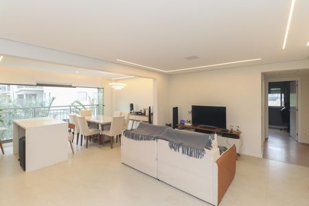 Apartamento para alugar com 129m², 3 quartos e 2 vagas Apartamento para alugar com 129m², 3 quartos e 2 vagasSala