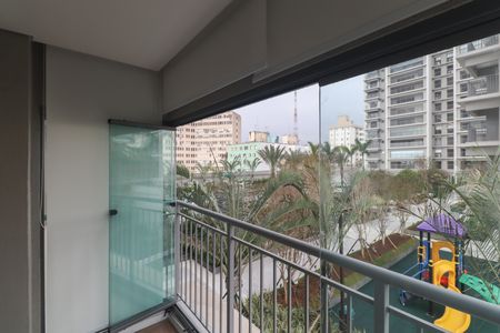 Apartamento para alugar com 129m², 3 quartos e 2 vagas Apartamento para alugar com 129m², 3 quartos e 2 vagasVaranda