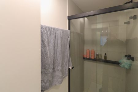 Apartamento para alugar com 129m², 3 quartos e 2 vagas Apartamento para alugar com 129m², 3 quartos e 2 vagasBanheiro da Suíte 1