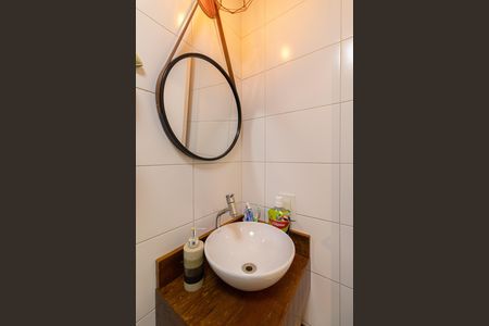 Apartamento à venda com 47m², 2 quartos e sem vaga Apartamento à venda com 47m², 2 quartos e sem vagaBanheiro