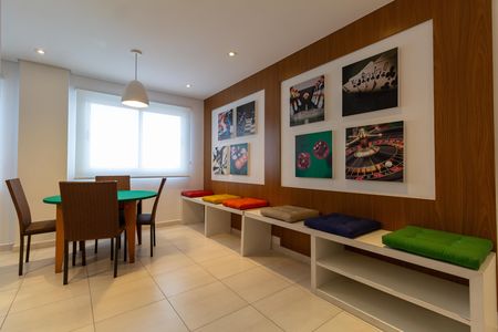 Apartamento à venda com 47m², 2 quartos e sem vaga Apartamento à venda com 47m², 2 quartos e sem vagaÁrea Comum - Sala de Jogos