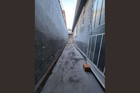 Casa para alugar com 220m², 4 quartos e 2 vagas
