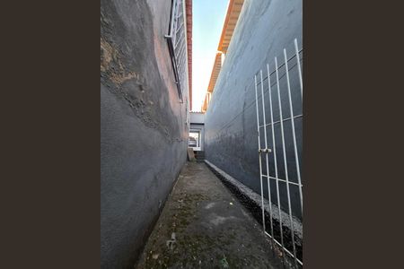Casa para alugar com 220m², 4 quartos e 2 vagas
