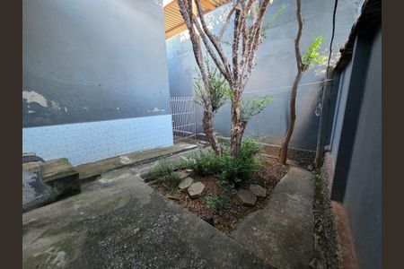 Casa para alugar com 220m², 4 quartos e 2 vagas