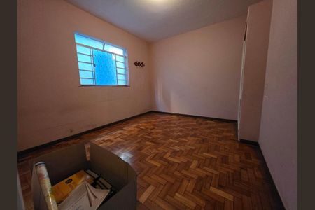 Casa para alugar com 220m², 4 quartos e 2 vagas
