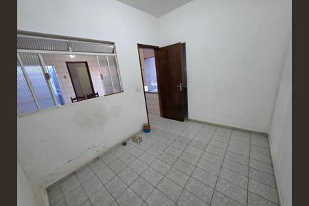 Casa para alugar com 220m², 4 quartos e 2 vagas