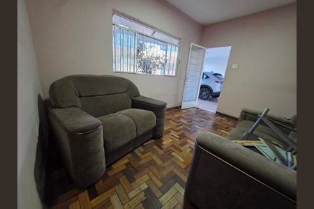 Casa para alugar com 4 quartos, 220m² em Dom Cabral, Belo Horizonte