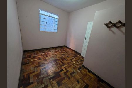 Casa para alugar com 220m², 4 quartos e 2 vagas