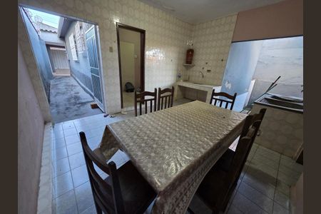 Casa para alugar com 4 quartos, 220m² em Dom Cabral, Belo Horizonte
