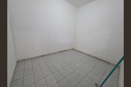 Casa para alugar com 220m², 4 quartos e 2 vagas