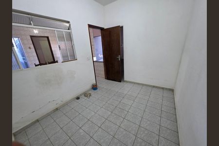 Casa para alugar com 220m², 4 quartos e 2 vagas