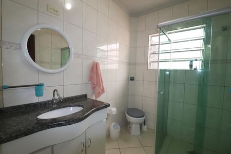 Casa à venda com 173m², 3 quartos e 3 vagasBanheiro 2
