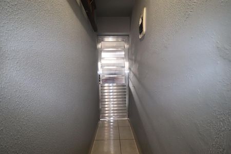 Casa à venda com 173m², 3 quartos e 3 vagasCorredor Lateral