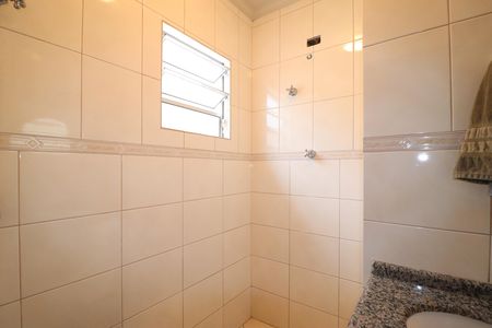 Casa à venda com 173m², 3 quartos e 3 vagasBanheiro Quarto 1 suíte