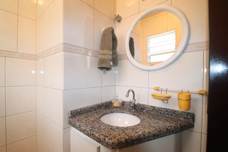 Casa à venda com 173m², 3 quartos e 3 vagasBanheiro Quarto 1 suíte