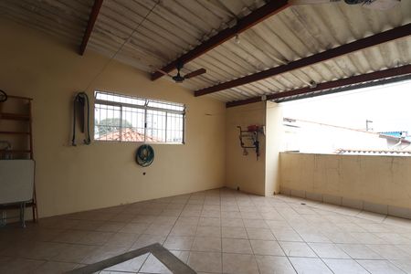 Casa à venda com 173m², 3 quartos e 3 vagasTerraço