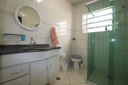 Casa à venda com 173m², 3 quartos e 3 vagasBanheiro 2