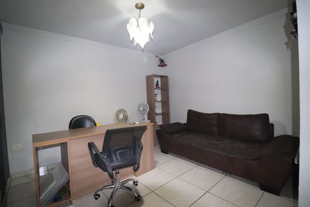 Casa à venda com 173m², 3 quartos e 3 vagasEscritório