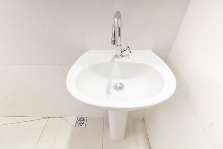 Casa para alugar com 90m², 3 quartos e 1 vaga Casa para alugar com 90m², 3 quartos e 1 vagaBanheiro