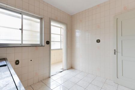 Apartamento à venda com 90m², 3 quartos e sem vagaCozinha