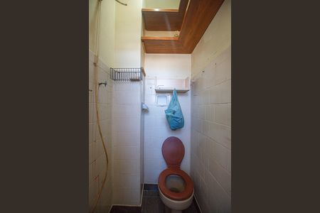 Banheiro de Serviço de apartamento para alugar com 2 quartos, 68m² em Tijuca, Rio de Janeiro