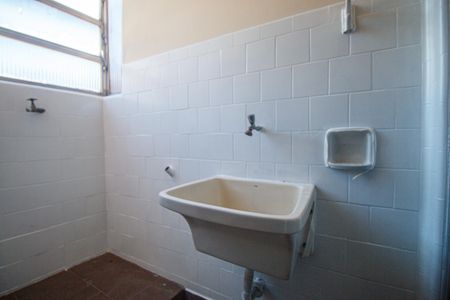 Apartamento para alugar com 68m², 2 quartos e sem vagaÁrea de Serviço