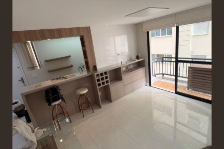 Sala de apartamento para alugar com 2 quartos, 64m² em Itaim Bibi, São Paulo