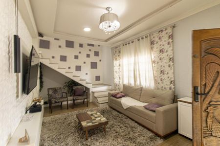 Sala de TV de casa à venda com 3 quartos, 560m² em Cidade Industrial de Curitiba, Curitiba