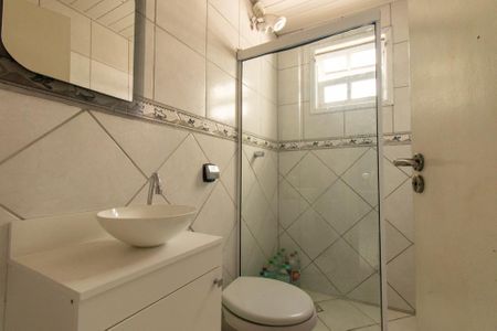 Casa à venda com 560m², 3 quartos e 2 vagas Casa à venda com 560m², 3 quartos e 2 vagasBanheiro de Seviço