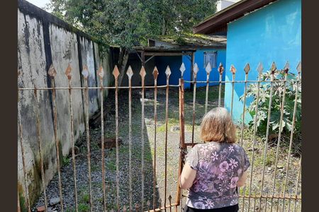Casa à venda com 560m², 3 quartos e 2 vagas Casa à venda com 560m², 3 quartos e 2 vagasÁrea externa