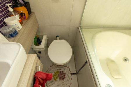 Casa à venda com 560m², 3 quartos e 2 vagas Casa à venda com 560m², 3 quartos e 2 vagasBanheiro da Suíte