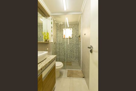 Casa à venda com 560m², 3 quartos e 2 vagas Casa à venda com 560m², 3 quartos e 2 vagasBanheiro Social