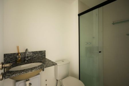 Apartamento à venda com 65m², 2 quartos e 1 vaga Apartamento à venda com 65m², 2 quartos e 1 vagaBanheiro