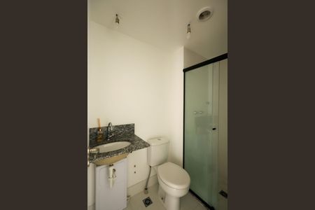 Apartamento à venda com 65m², 2 quartos e 1 vaga Apartamento à venda com 65m², 2 quartos e 1 vagaBanheiro