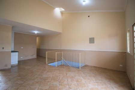 Casa para alugar com 178m², 3 quartos e 2 vagasCozinha 