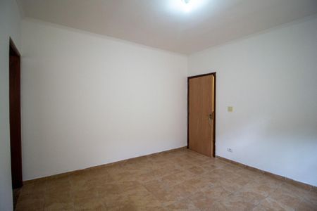 Casa para alugar com 178m², 3 quartos e 2 vagasSuite 